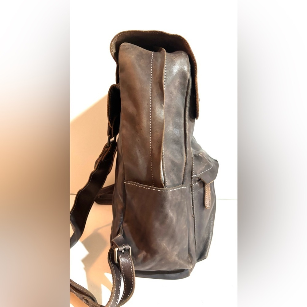 Handmade vintage unisex Classic gray Brown distressed Leather Backpack - Picture 4 of 10